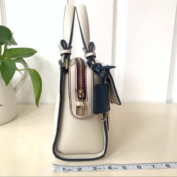 Zara · Cream Navy Gold Handbag Crossbody Burgundy Lining - Zara Basic Collection - Picture 4 of 16